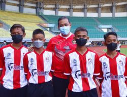 Tri Adhianto Beri Motivasi Pada Club Bola U 13 dan U 15 Yang Akan Tanding Piala Suratin Tingkat Jabar