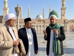 Habib Umar Alhamid Gelar Doa dan Zikir untuk Keselamatan Bangsa, Serukan Persatuan Tetap Dijaga !
